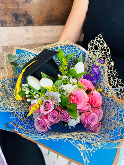 Grad Bouquet - FLOVERS